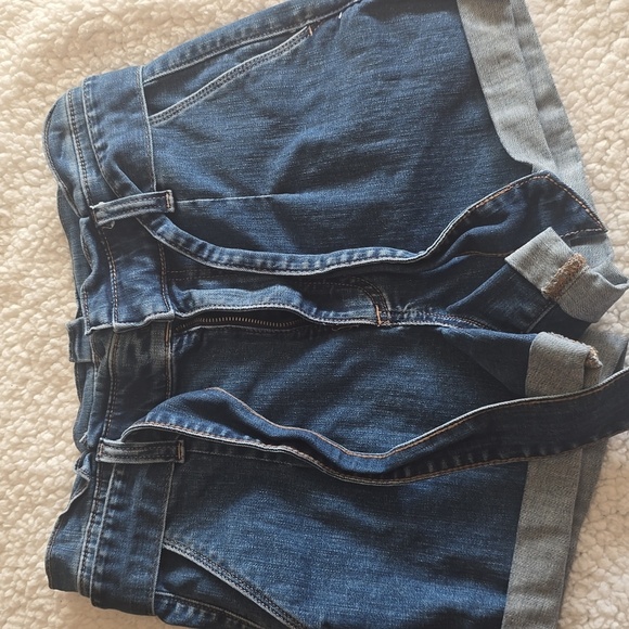Express High-Waisted Denim Paper Bag Cuffed Shorts Sz. 2 - Picture 9 of 11